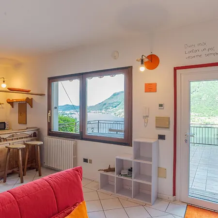 Apartment Lovely View With Terrace Pognana Lario